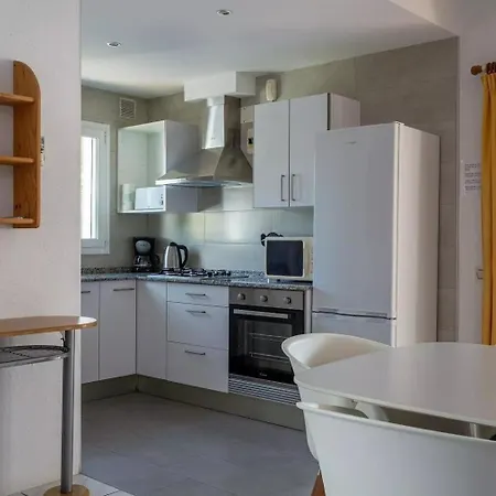 Holiday home Mit Privatem Pool In *
